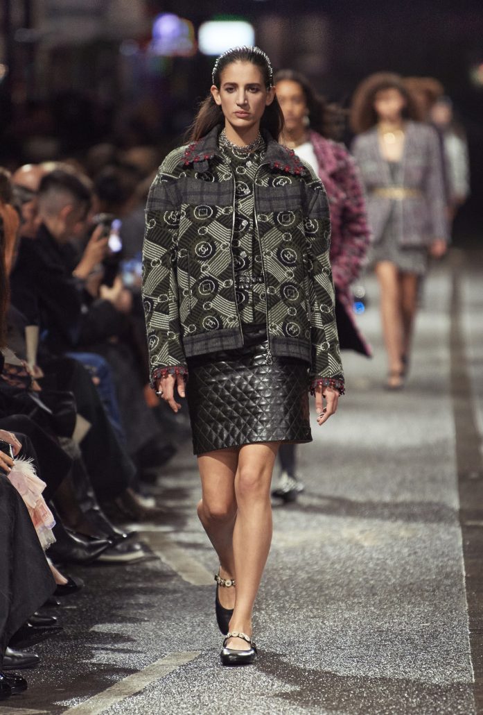 chanel look 025 2023 24 metiers dart collection HD