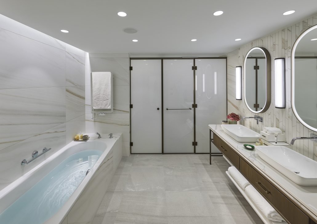 luzern lakeview suite bathroom 629