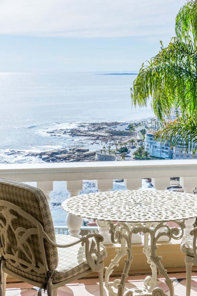Ellerman House Room 10 Deluxe balcony angle