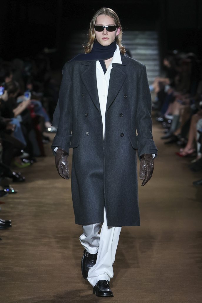 MIU MIU FW24 FASHION SHOW LOOK 33