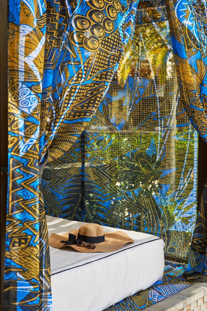 OO CapeTown OO Isola 094 HR