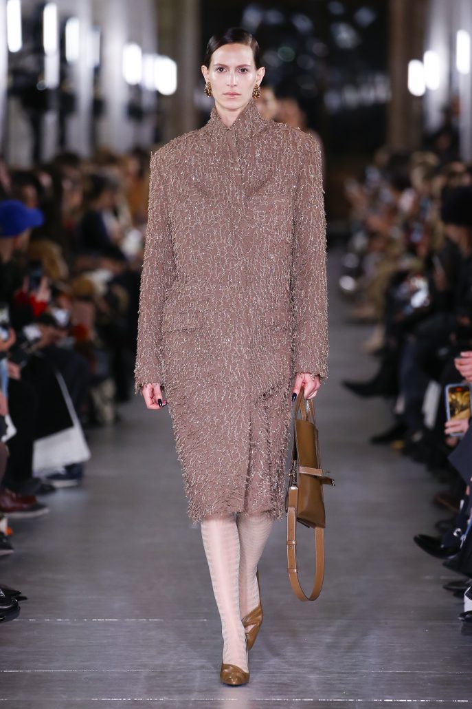 TB FW24 RUNWAY LOOKS 02