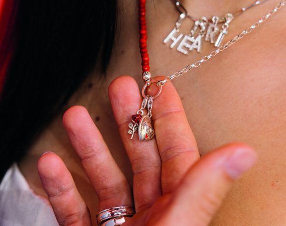 THOMAS SABO CHARM CLUB AS WE KISS MODEL IMAGE 3