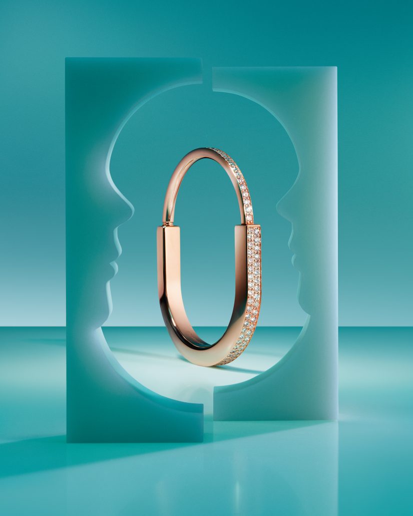 Tiffany Lock Bracelet RT15 HERO layered EXT RGB 0000s 0002s 0000 4.5 HIRES