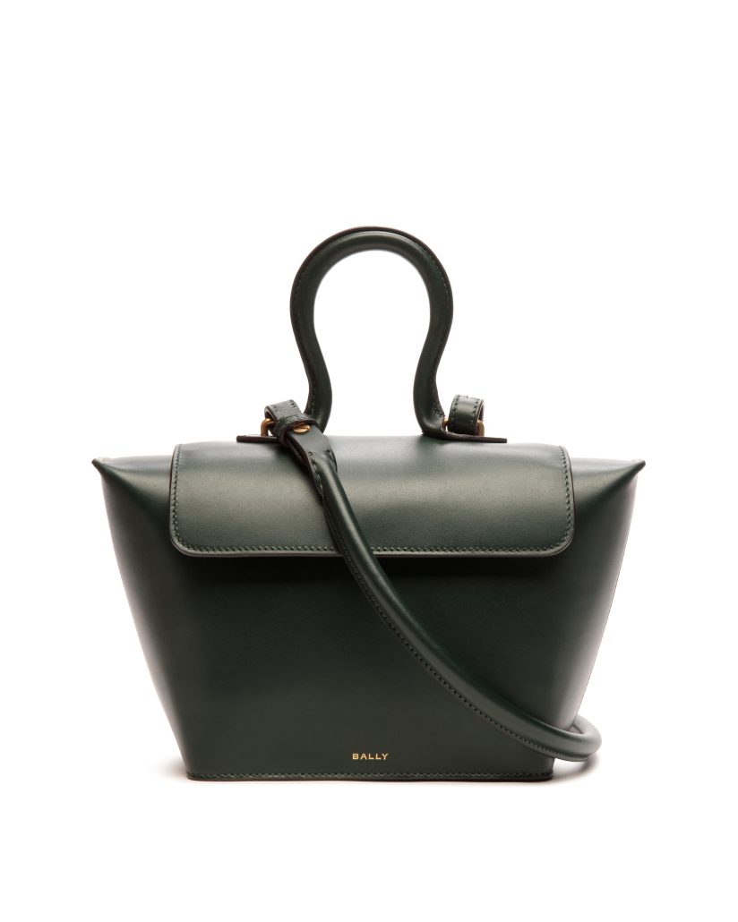 WAC039 VT663 U671O FRONT