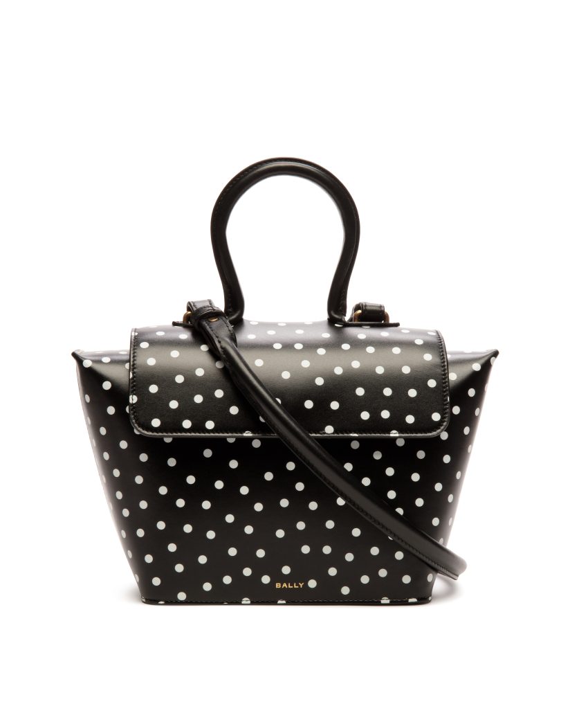 WAC039 VT718 I907O FRONT