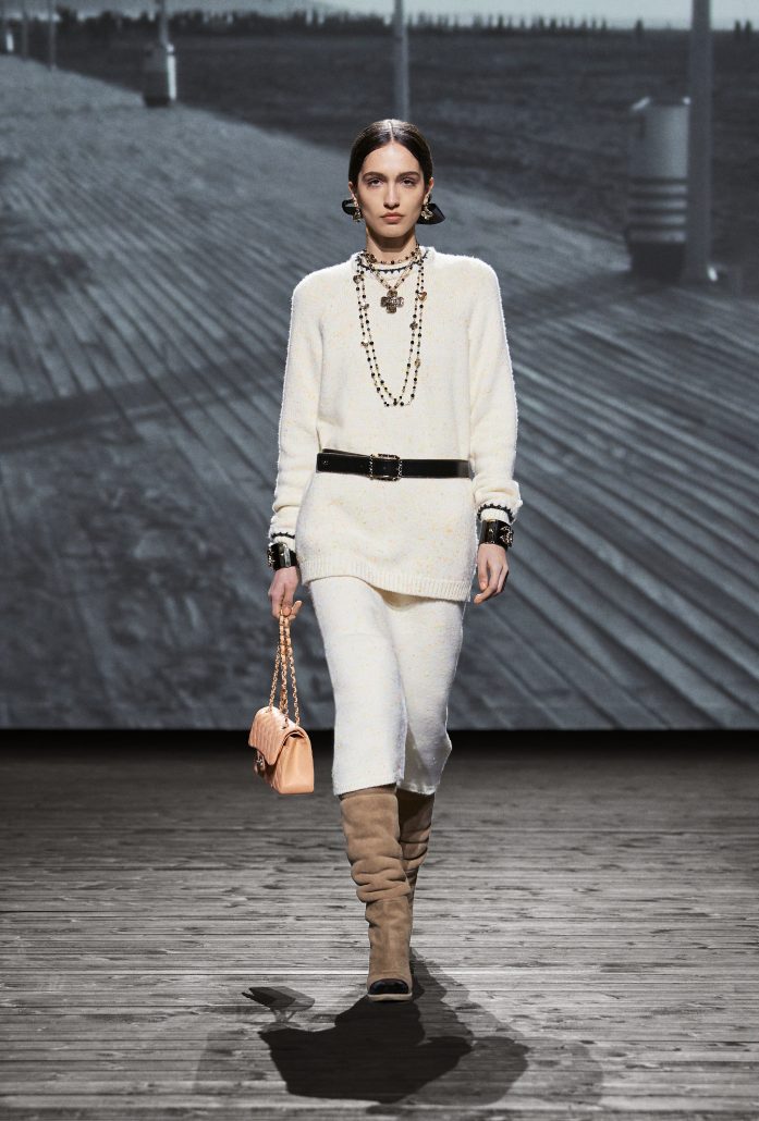 chanel look 044 fw 2024 25 rtw HD
