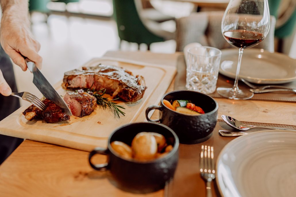 kulinarisches verwoehnprogramm im weingartenrestaurant c karin bergmann ratscher landhaus