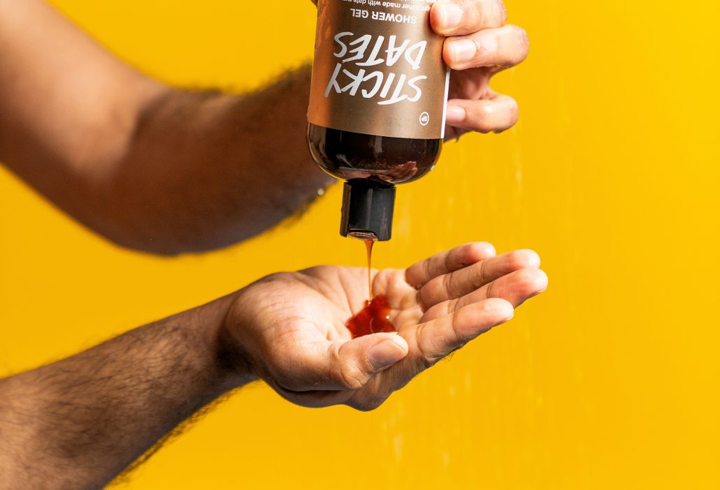 sticky dates shower gel hero 2000x1364 2022