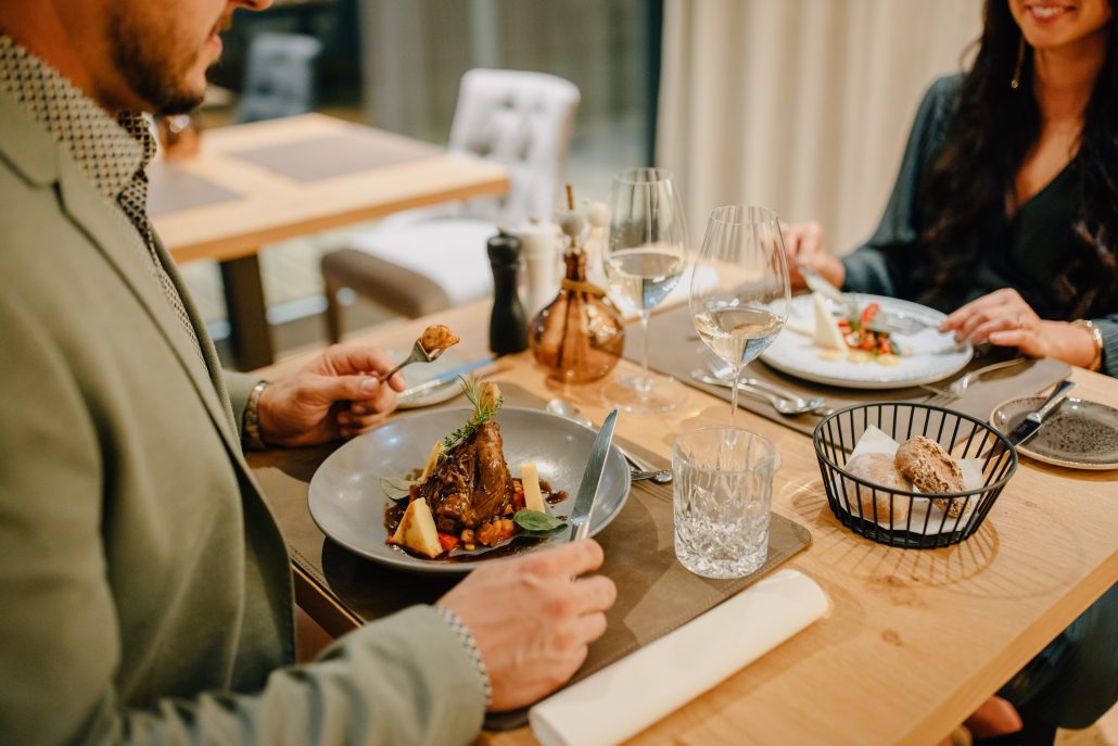 weingartenrestaurant c karin bergmann ratscher landhaus