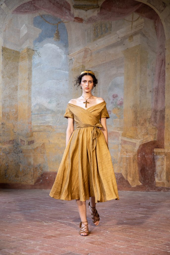 18 Strozzi dress biscotto RW SS24 c AidaDapo