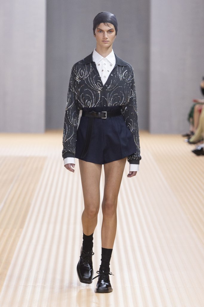 22 PradaDonnaSS24 683x1024 1