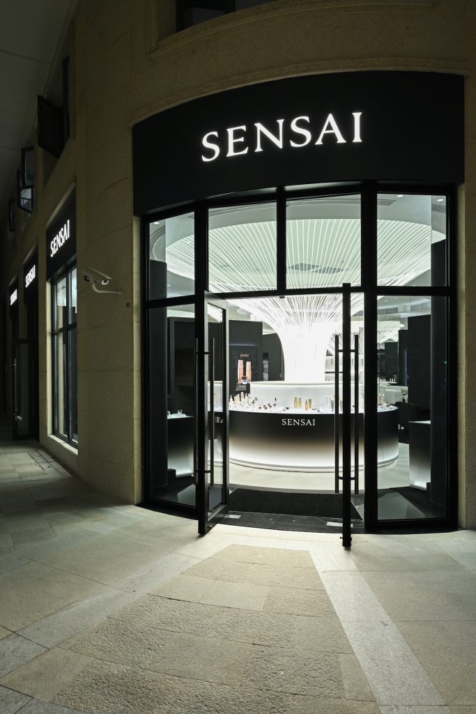 FLAGSHIP STOREFRONT 683x1024 1