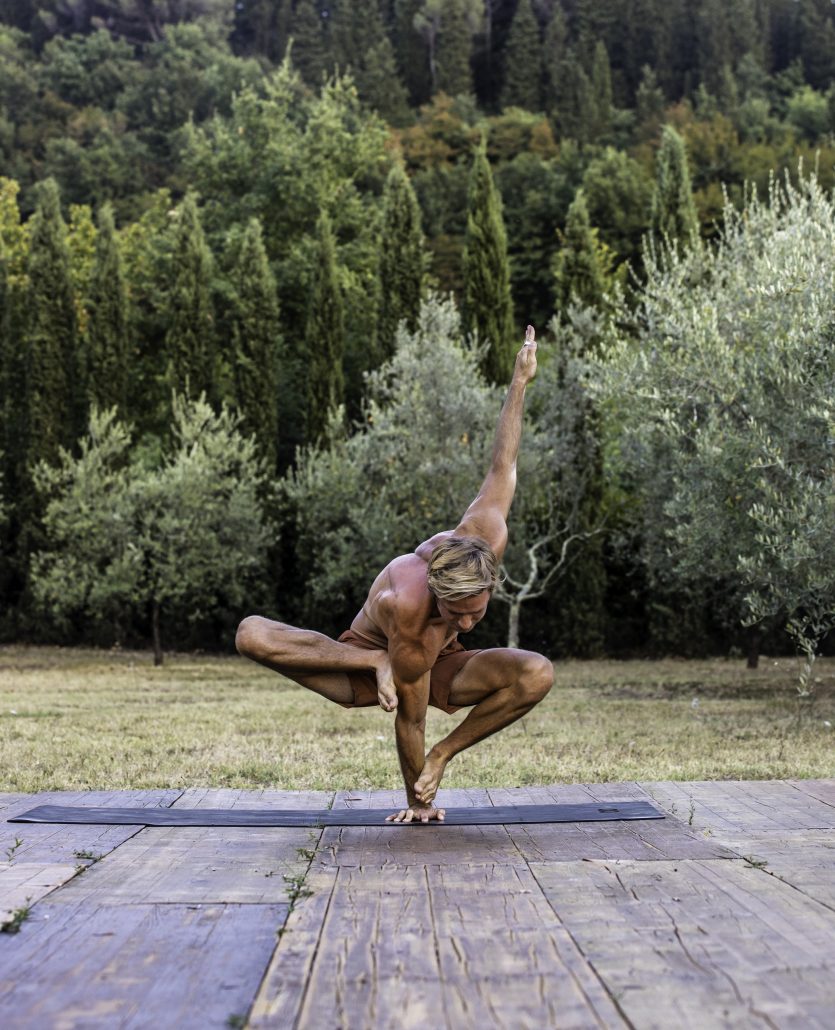 Josh Kramer @joshkrameryoga