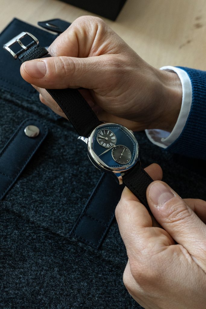 LE REGULATEUR LOUIS ERARD X CEDRIC JOHNER 7 683x1024 1