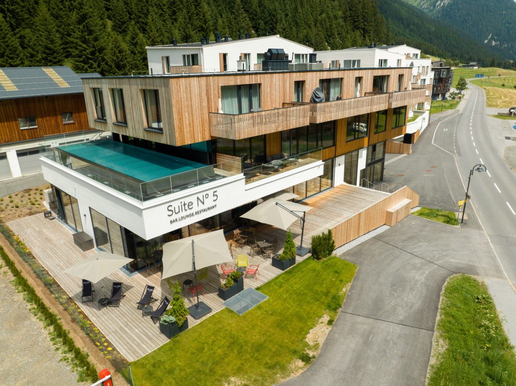 gesamtansicht im sommer bildarchiv all suite resorts oetztal