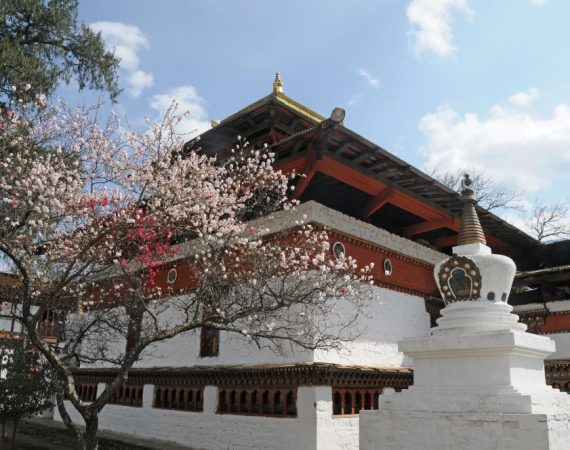 kyichu lhakhang temple paro bhutan panoramio