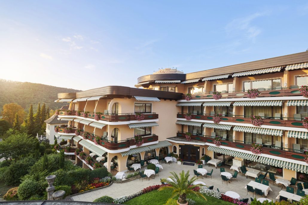 relais chateaux schwarzmatt2211neu scaled 1