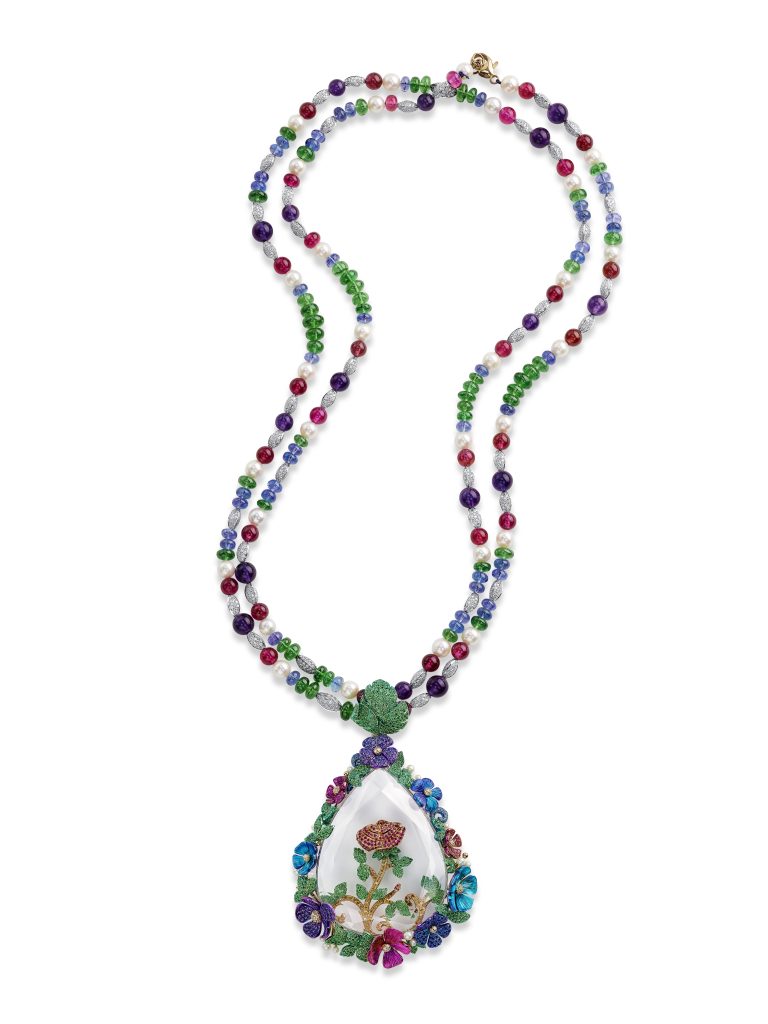 810469 9001 2 768x1024 1