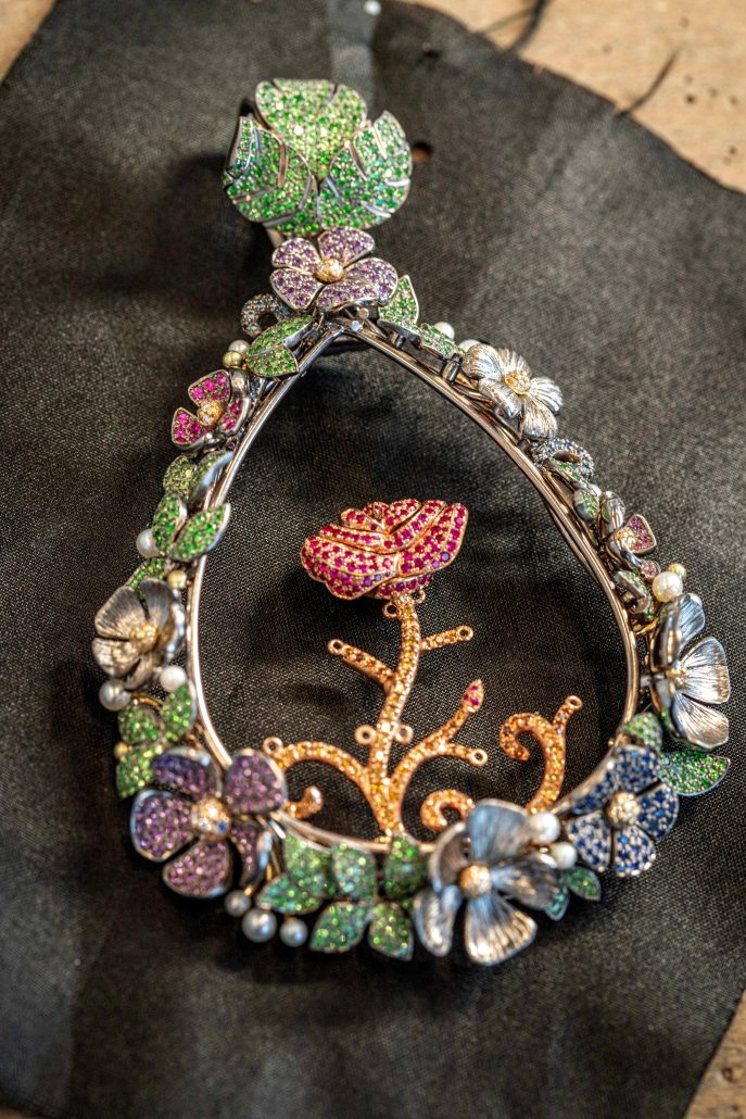 810469 9001 Making of 5