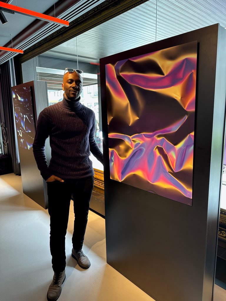 Ausstellung nhow Brussels Bloom c Minor Hotels 768x1024 1