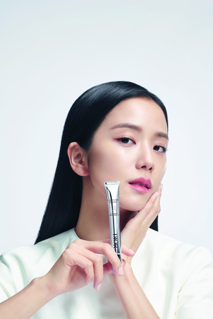 CAPTURE TOTALE HYALUSHOT MODEL VISUAL JISOO