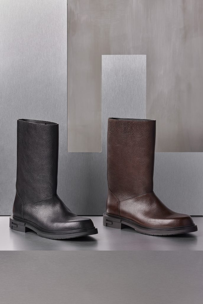FENDI Men s FW24 25 FENDI Frame boots 01