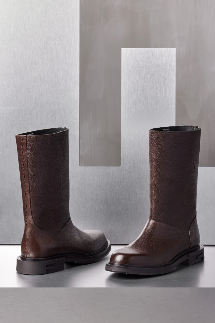 FENDI Men s FW24 25 FENDI Frame boots 02