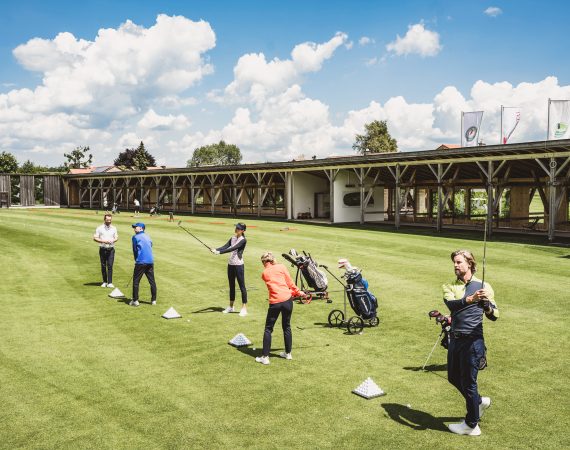 Golfplatz Driving Range ©DasAchental
