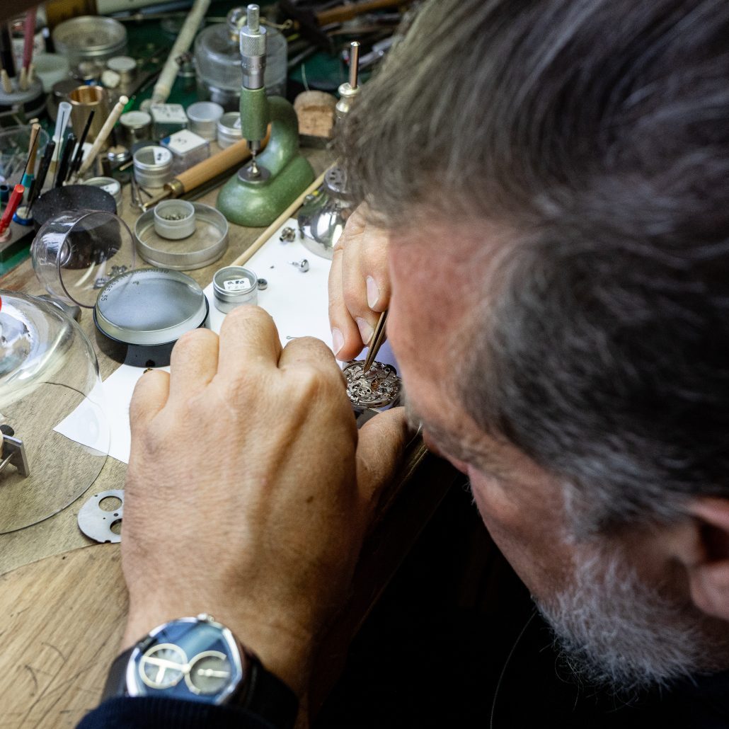 LE REGULATEUR LOUIS ERARD X CEDRIC JOHNER 5