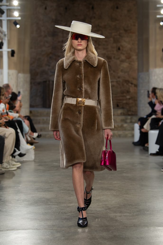 Louis Vuitton Cruise 2025 16