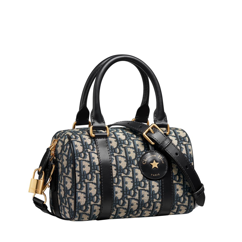 M1364UTZQM928 E03 1024x1024 1