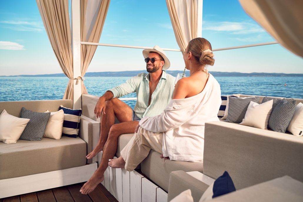 NZ63892 ivanisevicivan.com