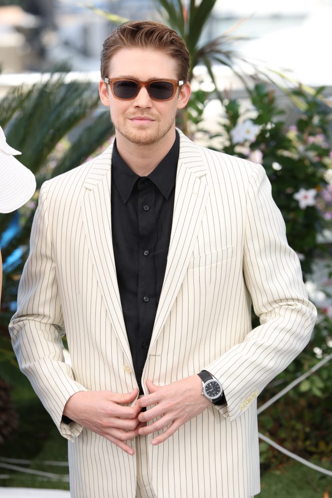 Piaget Joe Alwyn Gettyimages 2153500104 683x1024 1