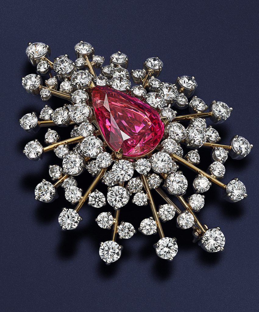 Tiffany Co. 74283160 BR BB2024 v1 TM 040224 04H 850x1024 1