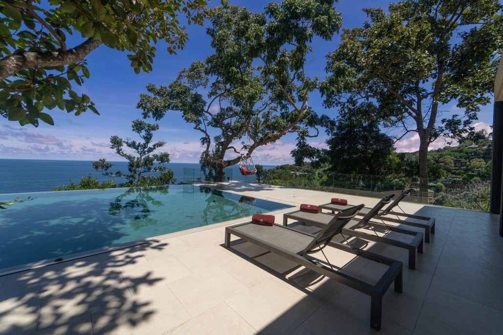 Villa Amarisa Sunloungers jungle and ocean view