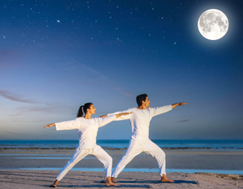 Zulal Wellness Resort Full Moon Yoga