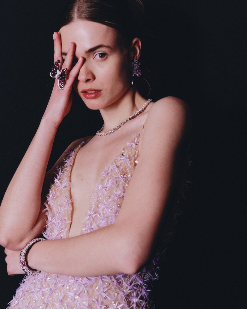 104056 1003 810259 9001 828975 9001 840488 1001