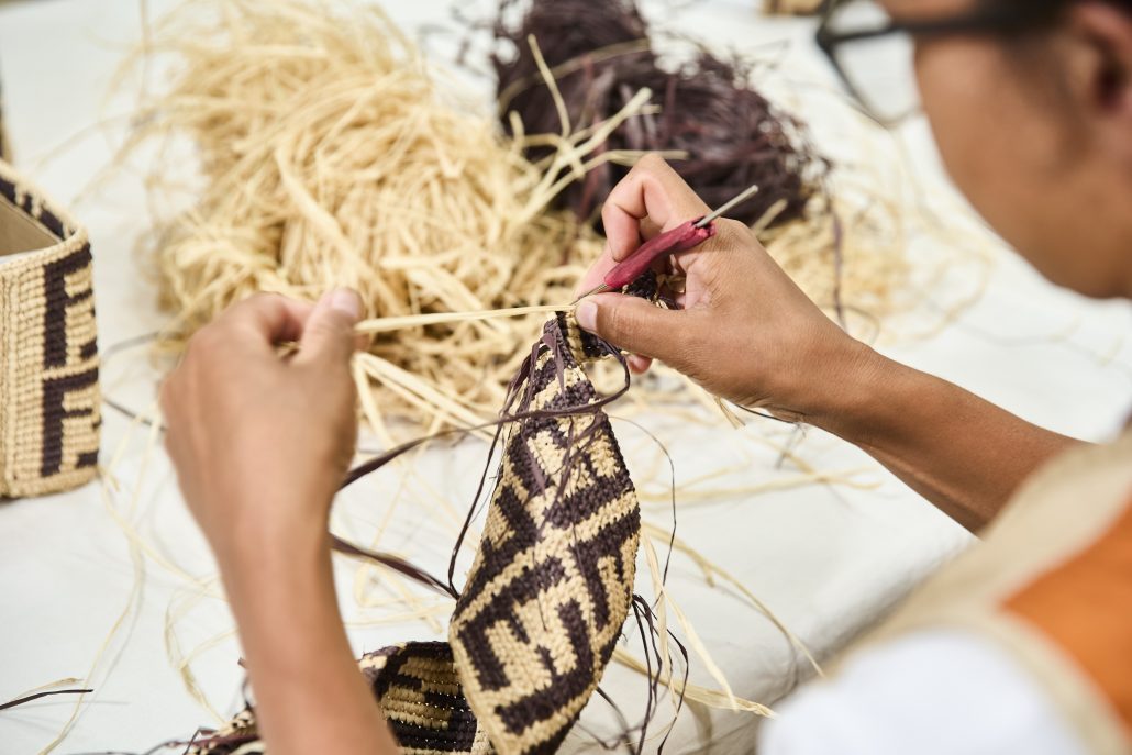 16 FENDI Summer 2024 M4W Roll Bag Making Of Images