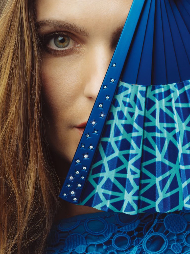 2.1 S By Salanitro Diamonds flairs fan Blue 768x1024 1