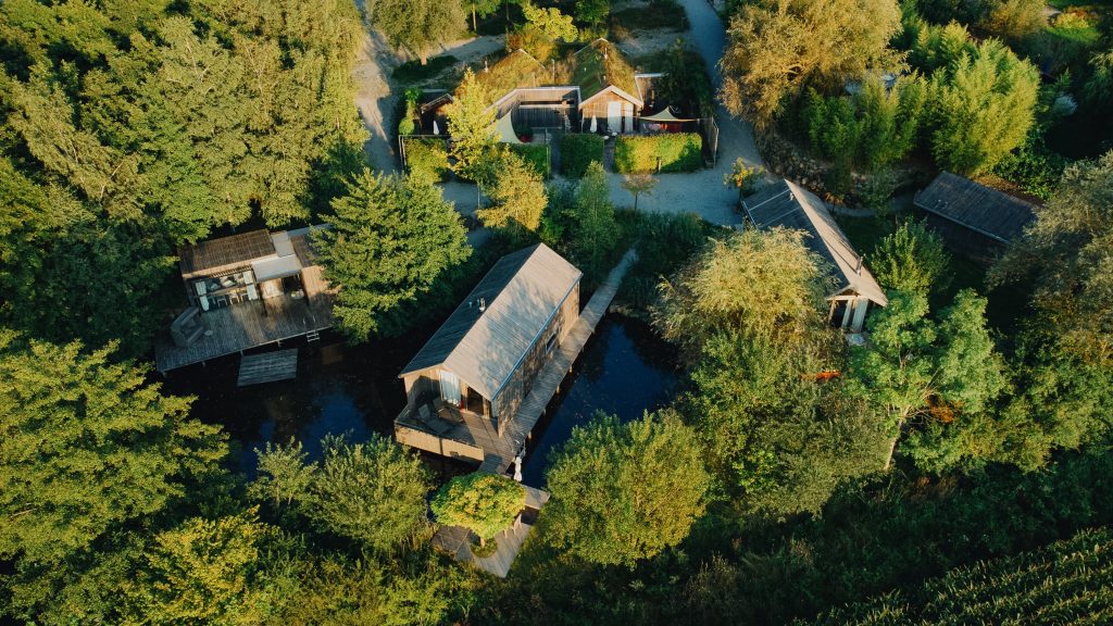 Aussenansicht Hofgut Hafnerleiten c Guenter Standl 4 1024x576 1