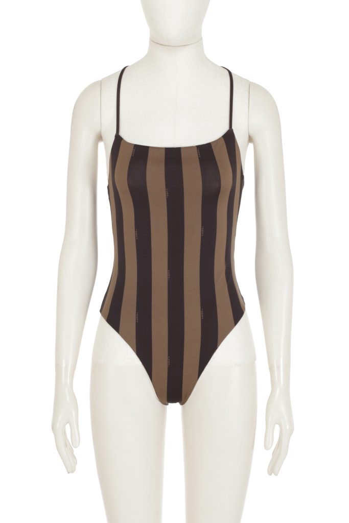 FXBA27 AQBY F13IZ 683x1024 1