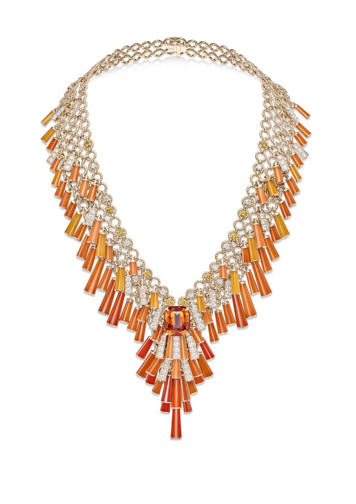 PIAGET 150YEARS HIGH JEWELLERY ESSENCE OF EXTRALEGANZA G37T31 FRONT 724x1024 1