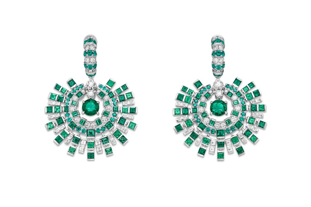 PIAGET 150YEARS HIGH JEWELLERY ESSENCE OF EXTRALEGANZA G38T90 Front RGB 1024x683 1