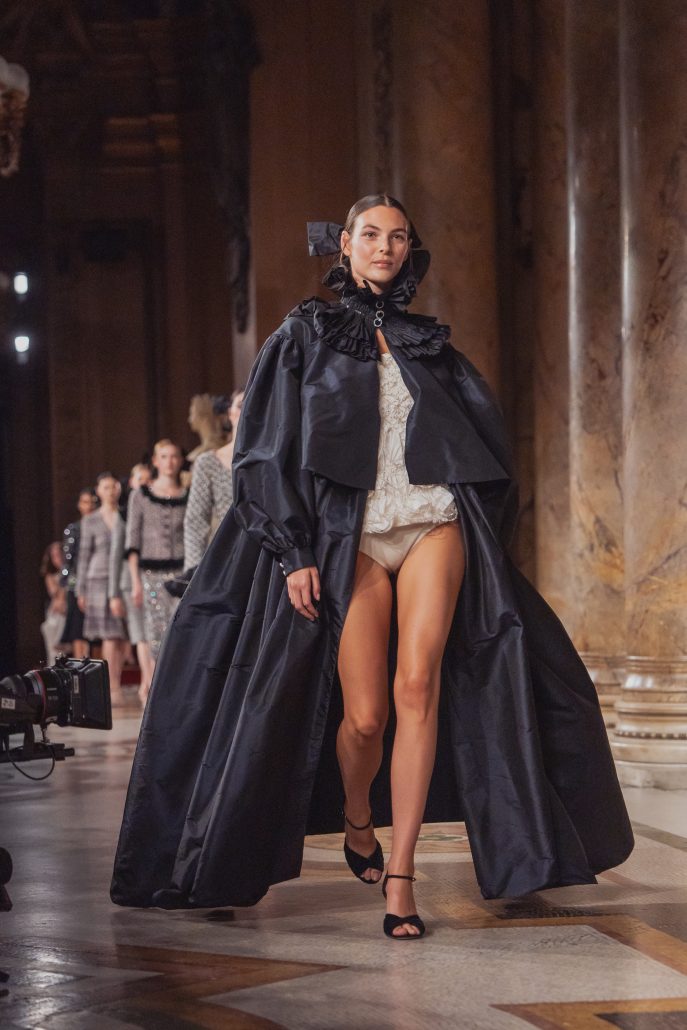 chanel fw 2024 25 hc finale 19 HD