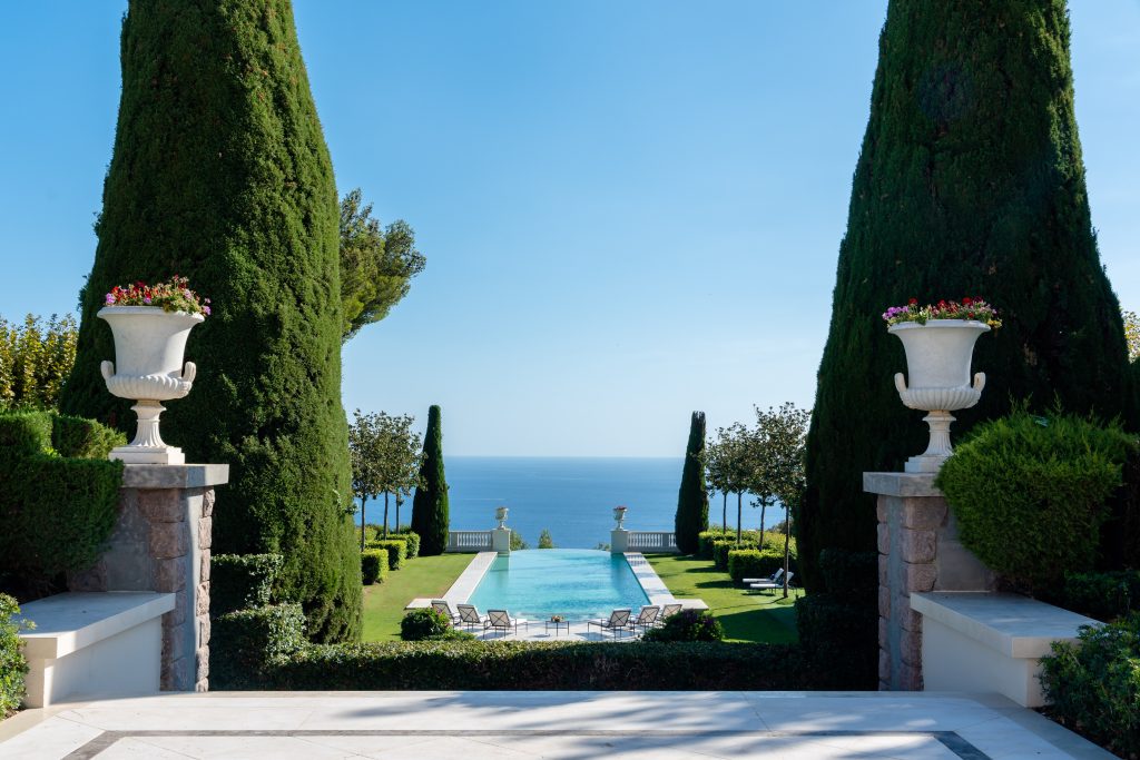 exclusive homes chateau de la croix des gardes 6 1024x683 1