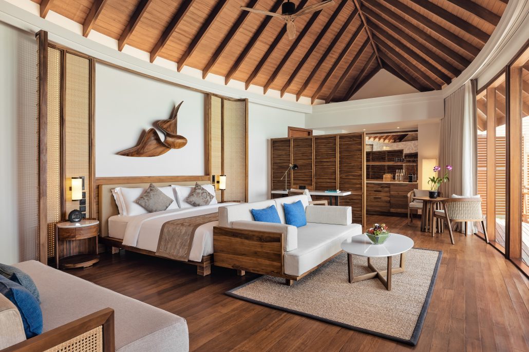 541494 Anantara Dhigu Maldives Resort Guest Room Over Water Villa BedroomcAnantara Hotels Resorts