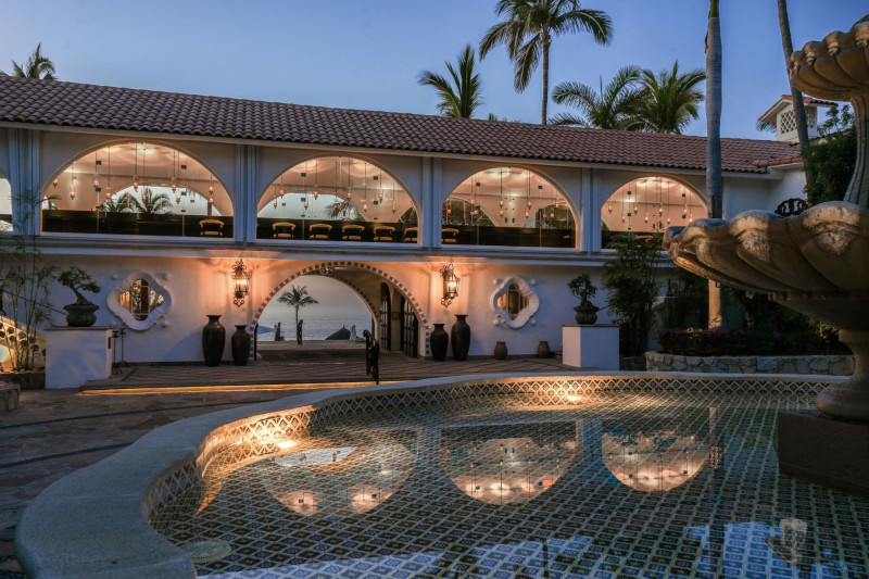 800 oneamponlypalmilla dining