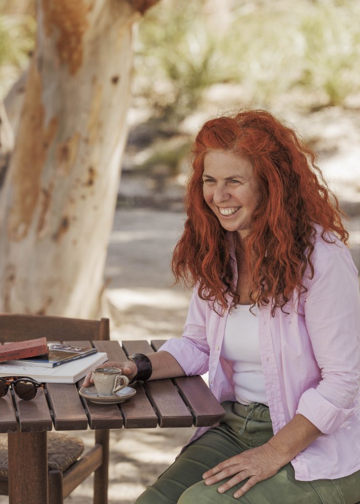 Archaeologist Petroula 6584 MASTER