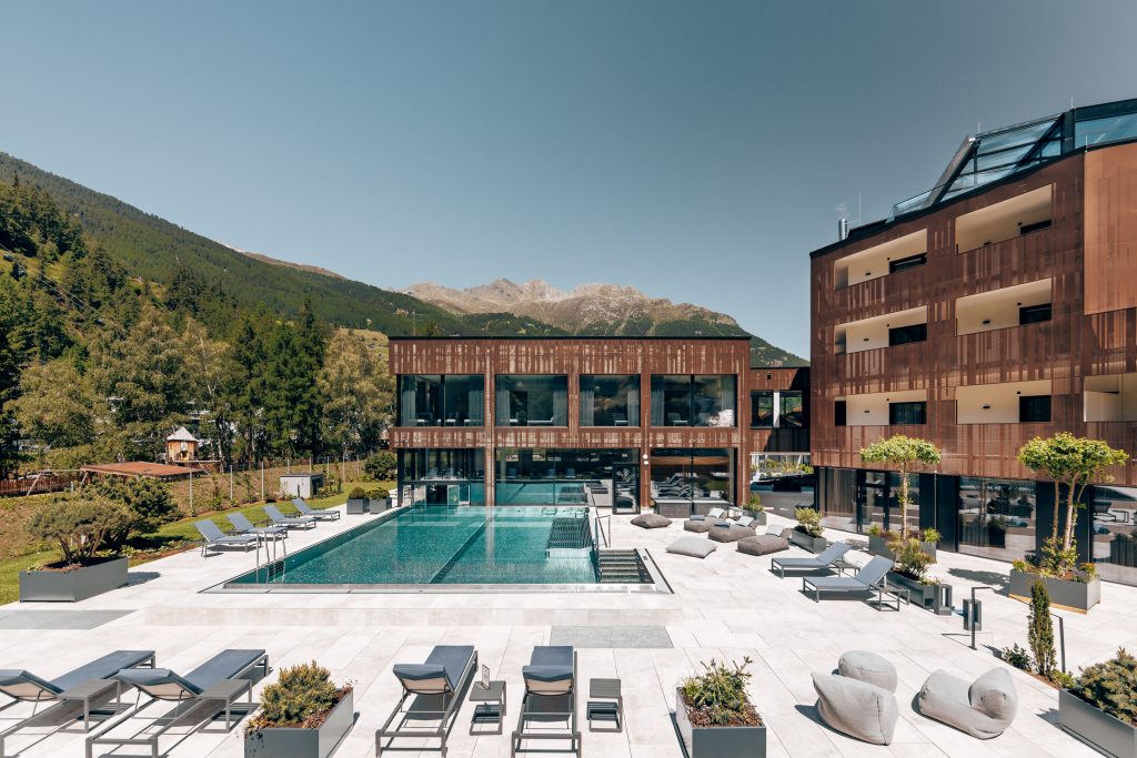 Aussenansicht c THE SECRET Soelden Dominik Rossner 4 1024x683 1